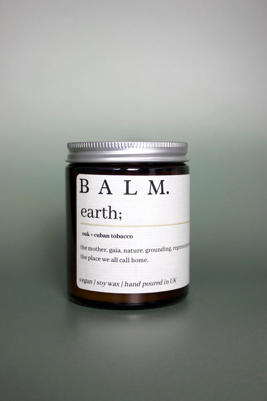 Packaged in a recyclable glass jar with an aluminium lid, the Earth candle provides a calming and grounding scent.